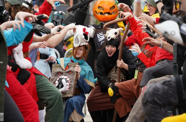 Scream Fortress is here!! Time to beat up these guys for free stuff >:)