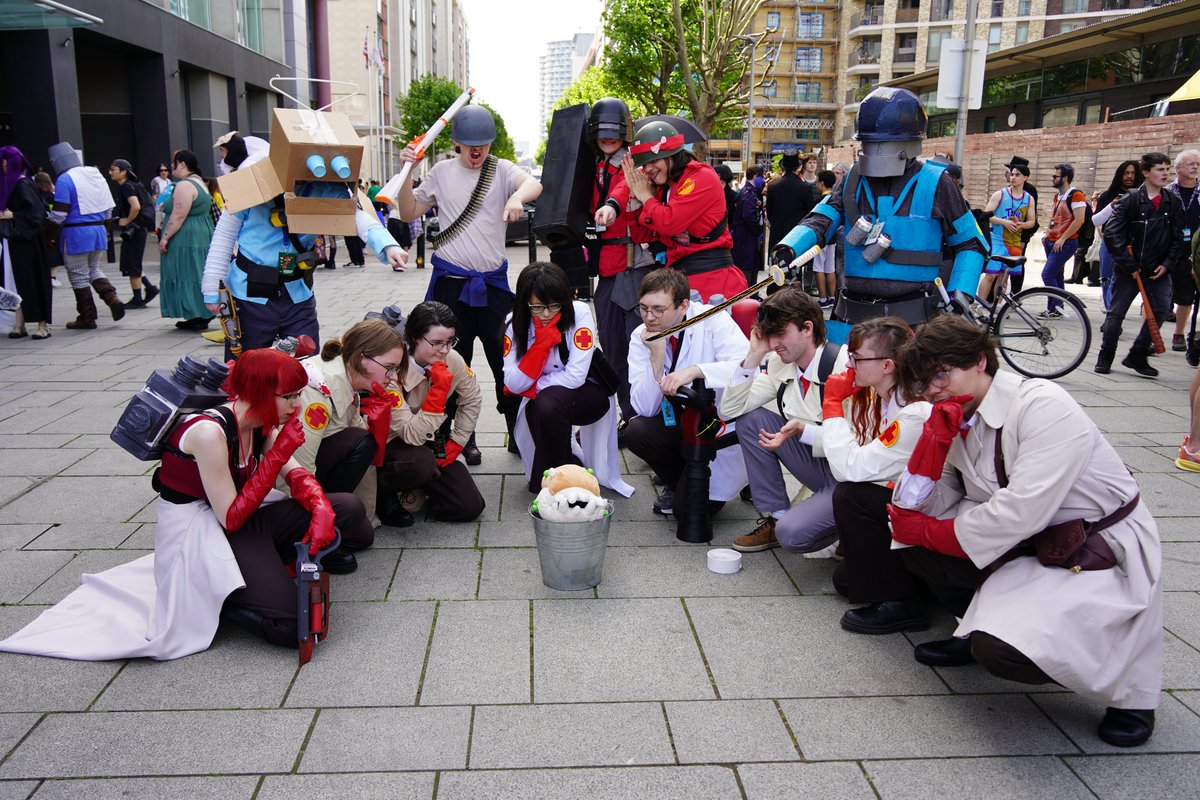 Valve Convention Cosplayers